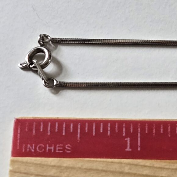 Elegant Silver Pearl Drop Necklace - Picture 8 of 9